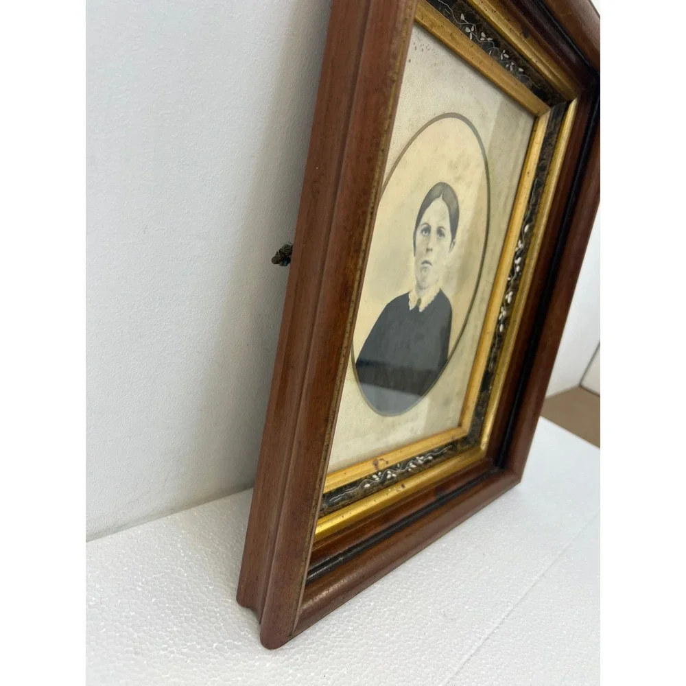 Victorian Carved Wood Deep Picture Frame Gilt Inlay w Victorian Photo FITS 10x12